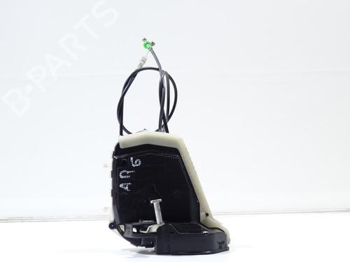 Used Rear left lock TOYOTA YARIS (_P9_) 1.4 D-4D (NLP90_, NLP90R) (90 hp) 20061721