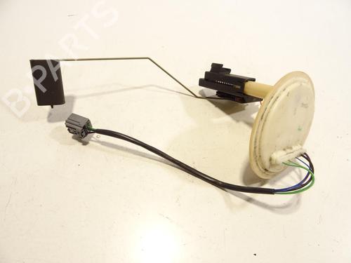 Used Fuel pump VOLVO S80 I (184) 2.4 (170 hp) 28477261