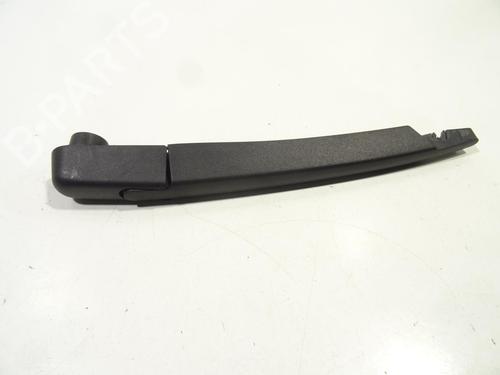 Used Rear windshield wiper arm PEUGEOT 2008 I (CU_) 1.2 THP 110 / PureTech 110 (110 hp) 25407214