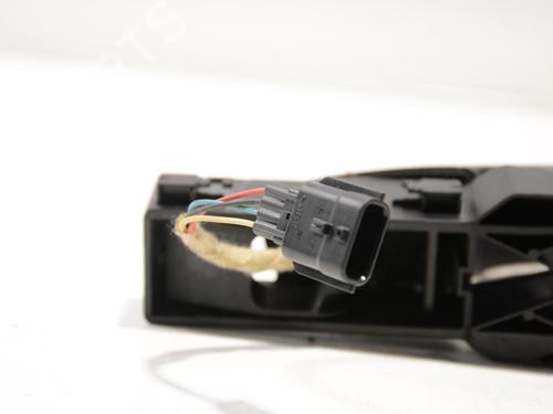 front-left-exterior-door-handle-renault-megane-iv-hatchback-b9amn_-2015-32783087 main image