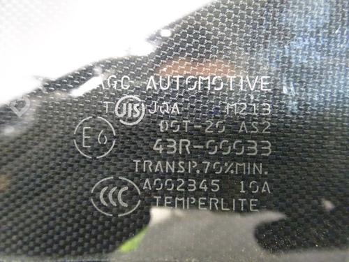front-left-door-window-citroen-c4-aircross-2010-39565465 main image
