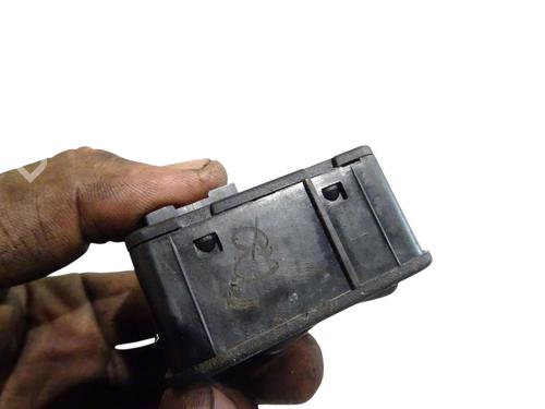 Used Left front window switch Left front window switch 38022045 38022045