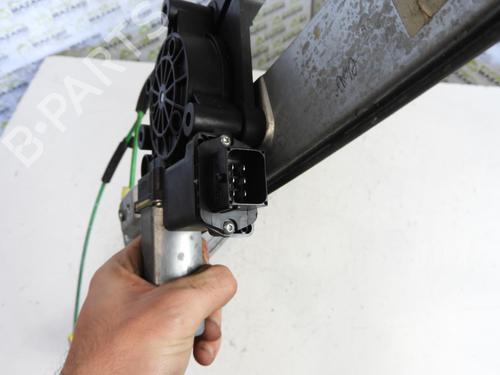 Used Front right window mechanism Front right window mechanism OPEL CORSA D (S07) 1.3 CDTI (L08, L68) (75 hp) 20041524 20041524