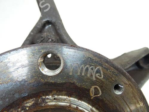 Used Right front steering knuckle Right front steering knuckle CITROËN C4 Picasso I MPV (UD_) [2006-2015] 21970579 21970579
