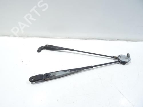 front-windshield-wiper-arm-renault-twingo-i-c06_-1993-1994-1995-1996-1997-1998-1999-2000-2001-2002-2003-2004-2005-2006-2007-2008-2009-2010-2011-2012-32168741 main image