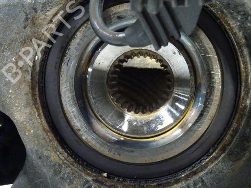 Used Right front steering knuckle Right front steering knuckle MERCEDES-BENZ B-CLASS Sports Tourer (W245) B 200 CDI (245.208) (140 hp) 29154328 29154328