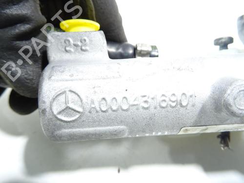 brake-master-cylinder-mercedes-benz-vito-bus-w639-2003-33018023 main image