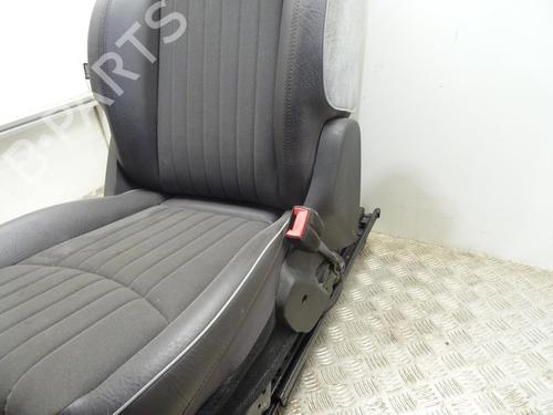 Right front seat FIAT 500X (334_) 1.6 D Multijet (334AXA1B, 334AXA11) | BP29926512C16 