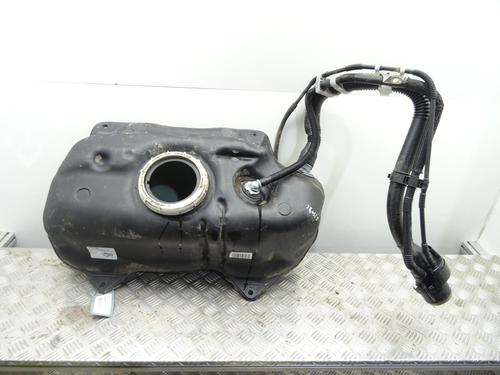 Used Fuel tank TOYOTA YARIS (_P13_) 1.5 Hybrid (NHP130_, NHP130) (101 hp) 23966967