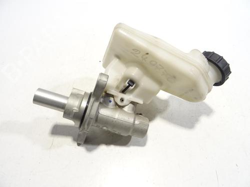 Used Brake master cylinder Brake master cylinder FORD FIESTA VII (HJ, HF) 1.0 EcoBoost (95 hp) 29756907 29756907