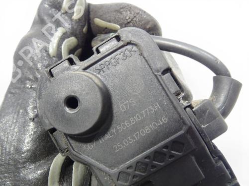 Used Fuel door actuator Fuel door actuator VW GOLF VII (5G1, BQ1, BE1, BE2) 2.0 GTI (230 hp) 34219216 34219216