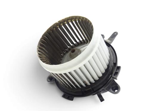 Used Heater blower motor Heater blower motor PEUGEOT 3008 II SUV (MC_, MR_, MJ_, M4_) 1.5 BlueHDi 130 (131 hp) 39728937 39728937