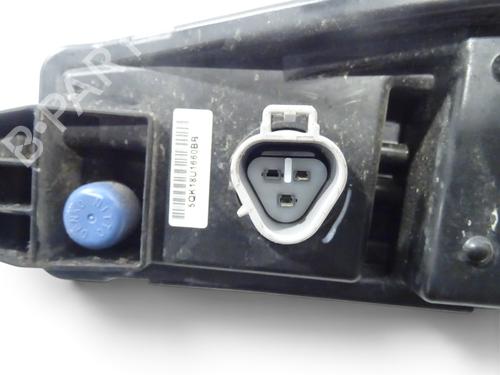left-daytime-light-suzuki-vitara-ly-2015-38745471 main image