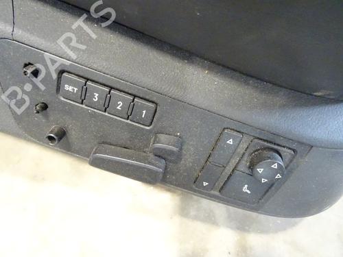 Used Right front seat Right front seat VW PHAETON (3D1, 3D2, 3D3, 3D4, 3D6, 3D7, 3D8, 3D9) 5.0 V10 TDI 4motion (313 hp) 34128404 34128404