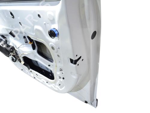 right-front-door-dacia-duster-pym_-pyn_-2023-39166707 main image