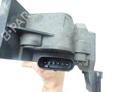 pedal-mercedes-benz-a-class-w176-2012-2013-2014-2015-2016-2017-2018-34109154 main image