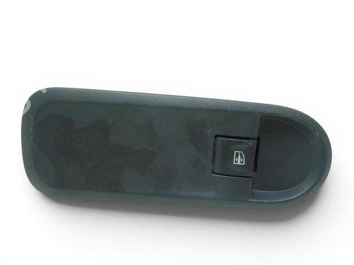 right-front-window-switch-dacia-duster-hs_-2010-2011-2012-2013-2014-2015-2016-2017-2018-34258040 main image