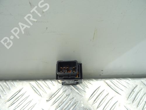 Right rear window switch HYUNDAI SANTA FÉ II (CM) 2.2 CRDi GLS 4x4 | BP30089872I28 