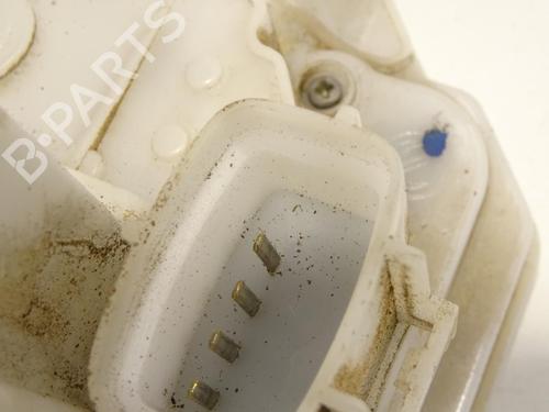 front-right-lock-fiat-tipo-hatchback-356_-357_-2016-27485250 main image