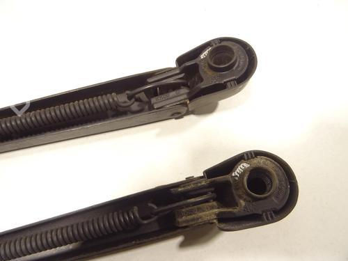 Front windshield wiper arm RENAULT KANGOO Express (FC0/1_) 1.5 dCi (FC07, FC1R) | BP29422173C143 