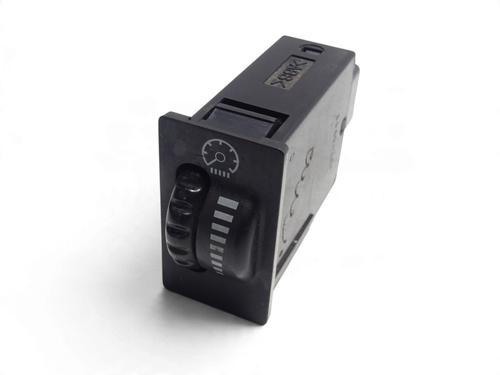 Used Headlight switch Headlight switch TOYOTA LAND CRUISER 90 (_J9_) 3.0 D-4D 4WD (KDJ90_, KDJ95_, KDJ90W, KDJ95W) (163 hp) 40054369 40054369