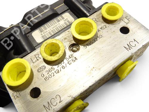 ABS pump FIAT 500 (312_) 1.2 (312AXA1A) | BP36372856M43 - Image 2