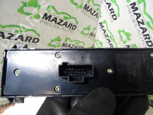 Fensterheberschalter links vorne für FORD FOCUS C-MAX (DM2) 1.6 TDCi (109 hp) 20046693