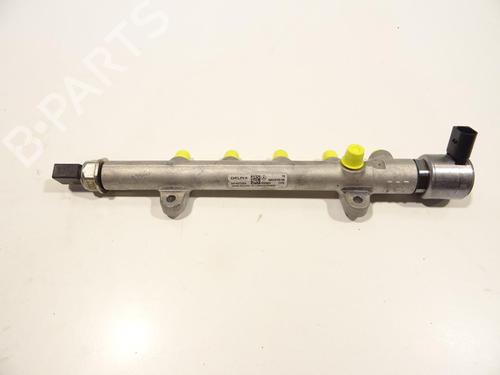 injection-rail-infiniti-q50-2013-27523474 main image