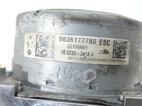 Used ABS pump ABS pump PEUGEOT 208 II (UB_, UP_, UW_, UJ_) 1.2 PureTech 75 (75 hp) 28052467 28052467