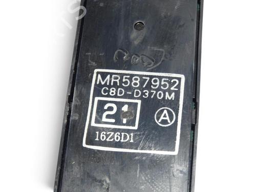 Used Left front window switch Left front window switch MITSUBISHI L200 / TRITON (KA_T, KB_T) 2.5 DI-D 4WD (KB4T) (178 hp) 35937322 35937322