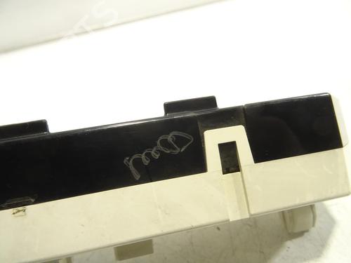 Used Display monitor Display monitor SUZUKI GRAND VITARA II (JT, TE, TD) 1.9 DDiS All-wheel Drive (JT419, TD44, JB419WD, JB419XD,... (129 hp) 26056387 26056387