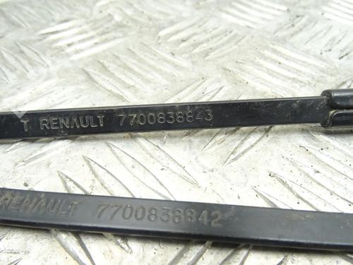 Used Front windshield wiper arm Front windshield wiper arm RENAULT CLIO I (B/C57_, 5/357_) 1.9 D (65 hp) 30295480 30295480
