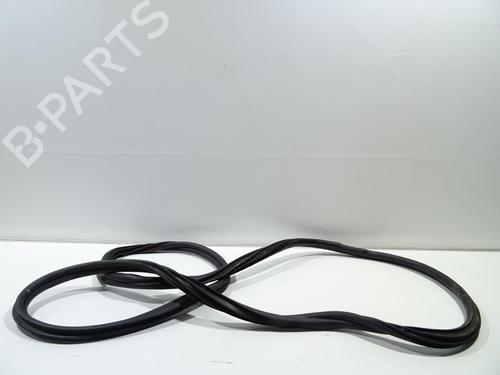 Used Rubber door seal MERCEDES-BENZ VITO Mixto (Double Cabin) (W447) 119 CDI 4-matic (447.701, 447.703, 447.705) (190 hp) 26177134