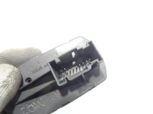 left-front-window-switch-opel-corsa-e-x15-2014-26657045 main image