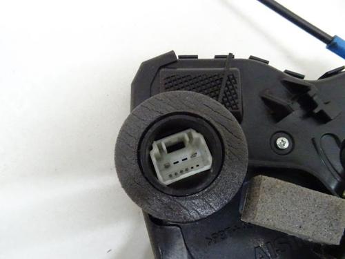 Used Front left lock Front left lock TOYOTA COROLLA Verso (ZER_, ZZE12_, R1_) 2.2 D-4D (AUR10_, AUR10R) (136 hp) 20044307 20044307