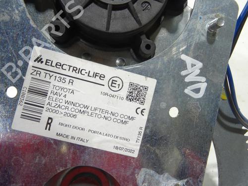 Used Front right window mechanism Front right window mechanism TOYOTA RAV 4 II (_A2_) 2.0 D 4WD (CLA20_, CLA21_, CLA20R, CLA21R) (116 hp) 32110438 32110438