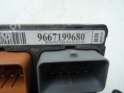 Used Fuse box Fuse box PEUGEOT 207 (WA_, WC_) 1.6 HDi (90 hp) 33738872 33738872