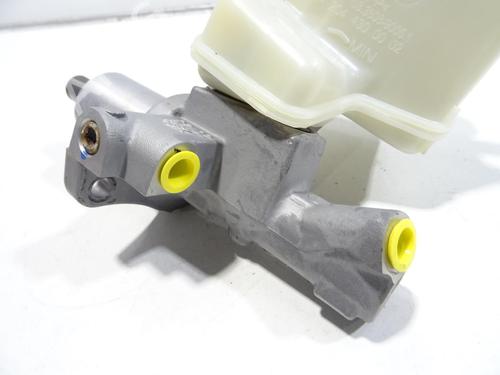 Brake master cylinder MERCEDES-BENZ C-CLASS (W204) C 220 CDI (204.008) | BP28218261M77 