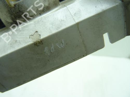 climate-control-toyota-corolla-verso-_e12_-2001-2002-2003-2004-2005-2006-2007-25342948 main image