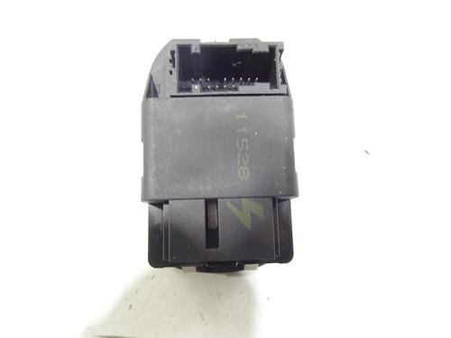 Interrupteur de vitre avant gauche PEUGEOT 306 Hatchback (7A, 7C, N3, N5) 1.8 16V | BP30855477I27