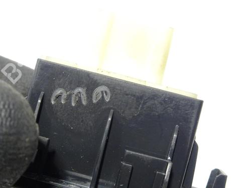 Used Right front window switch Right front window switch RENAULT KANGOO Express (FW0/1_) 1.5 dCi 90 (FW0G, FW05, FW08, FW11) (90 hp) 31068945 31068945