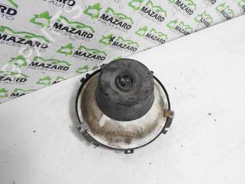 Left headlight LAND ROVER DEFENDER Station Wagon (L316) 2.5 Td5 4x4 (L316) | BP20072461C28 