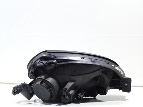 Left headlight HYUNDAI TUCSON (JM) 2.0 CRDi All-wheel Drive | BP21776621C28 