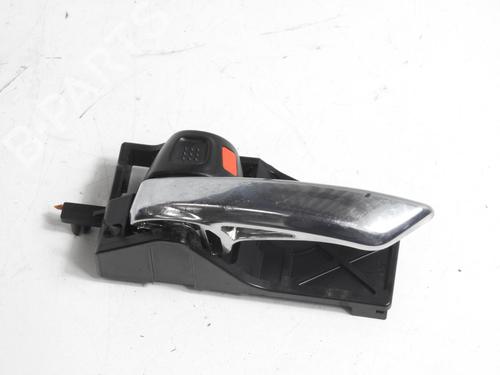Used Front left interior door handle Front left interior door handle SUZUKI SWIFT IV (FZ, NZ) 1.3 DDiS (AZG413D, ZC02S, ZC92S) (75 hp) 20066010 20066010