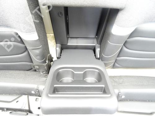 Used Seats set Seats set CITROËN C4 III (BA_, BB_, BC_) 1.2 Hybrid 136 (BAHPYJ) (136 hp) 29429843 29429843