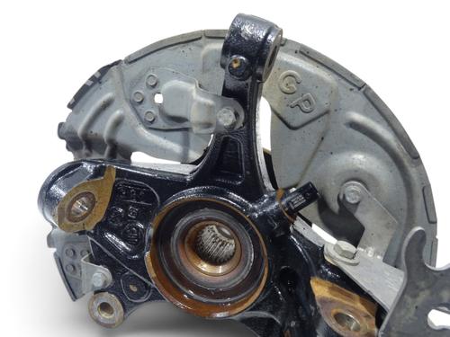 Used Left front steering knuckle Left front steering knuckle PEUGEOT 5008 II (MC_, MJ_, MR_, M4_) 1.2 THP (MRHNYH, MRHNYW, MRHNSJ, MRHNSU, MRHNSM) (131 hp) 40530256 40530256