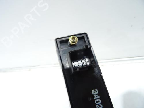 Right rear window switch JAGUAR X-TYPE I (X400) 2.5 V6 All-wheel Drive | BP32145197I28 - Image 2