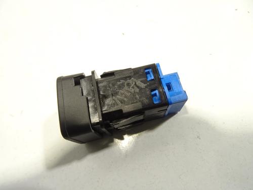 Used Switch Switch CITROËN C3 III (SX) 1.2 VTi 82 (82 hp) 22320230 22320230