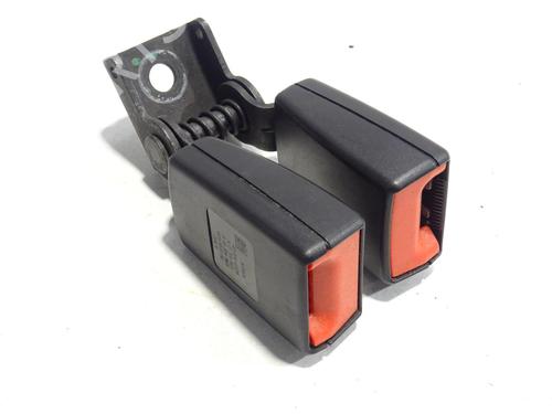 seat-buckle-opel-astra-j-p10-2009-2010-2011-2012-2013-2014-2015-2016-32321379 main image