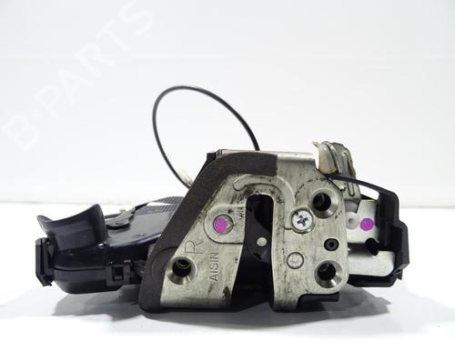 Front right lock TOYOTA AVENSIS Estate (_T25_) 2.0 D-4D (ADT250_, ADT250R) | BP20049597C97 